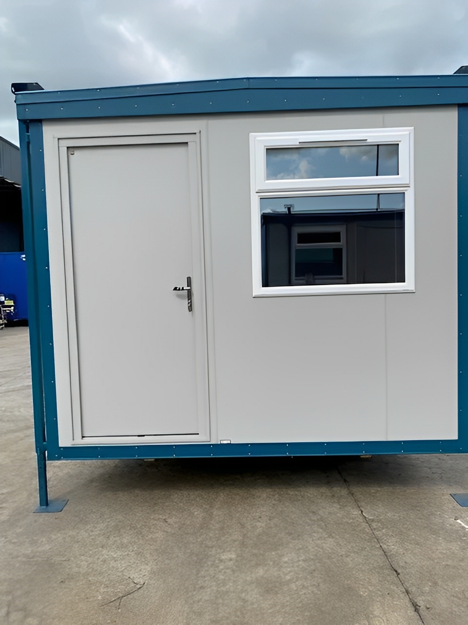 12Ft x 10Ft Jackleg Cabin (Plastisol) - M-W Containers