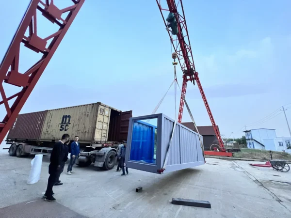 20ft Mobile Foldable Fully Automatic Container Swimming Pool - M-W Containers