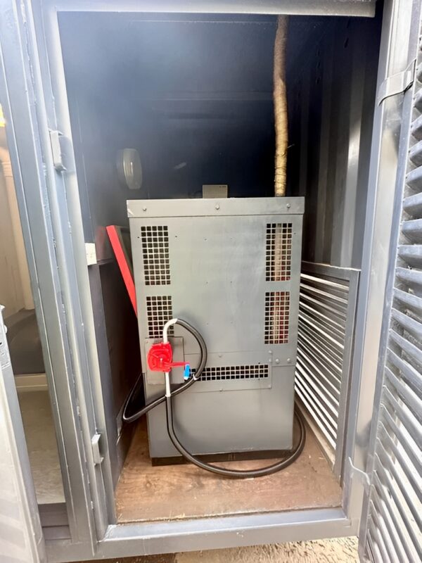 24 x 9Ft Anti Vandal Cabin | Office, Canteen, Toilet | 10KVA Generator - M-W Containers