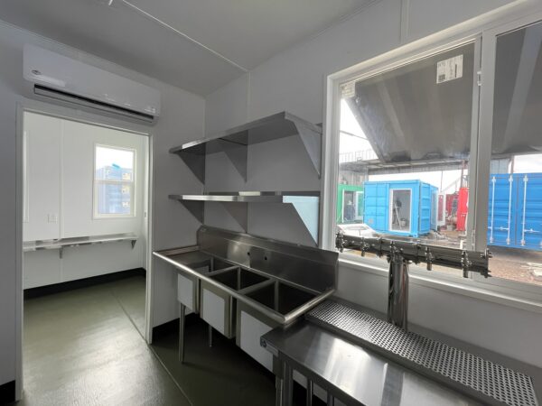 40ft Shipping Container Bar - M-W Containers
