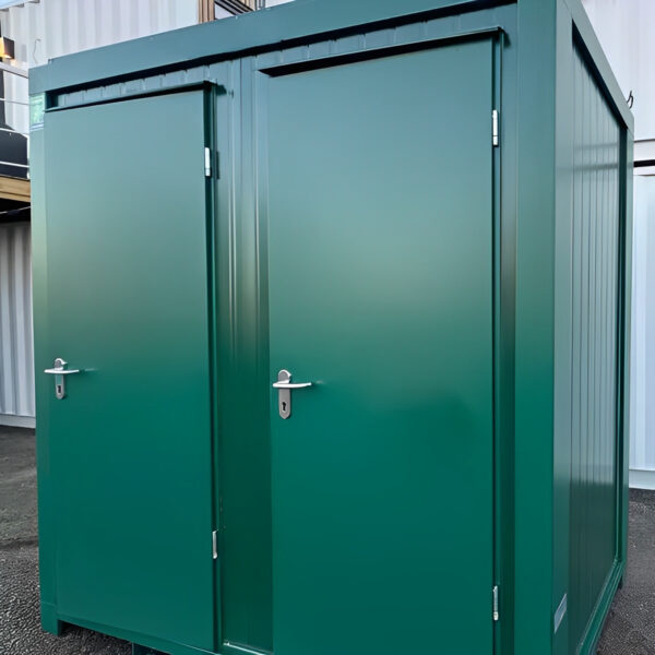 8Ft x 5Ft Mains Toilet/Shower - M-W Containers